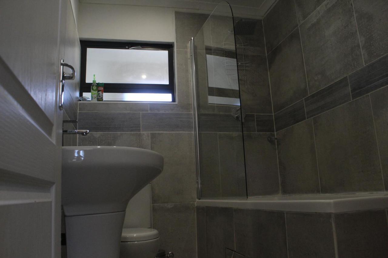 The Anne Guest House Maseru Esterno foto