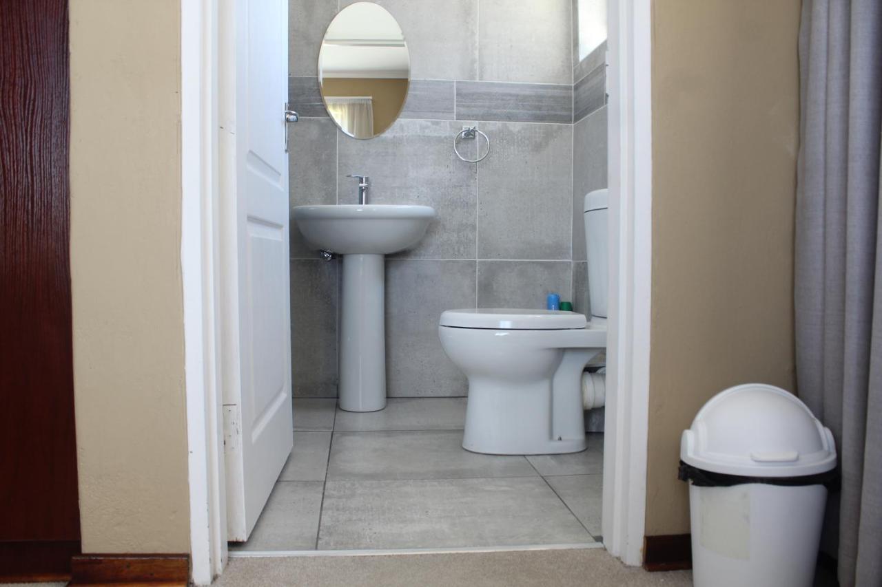 The Anne Guest House Maseru Esterno foto