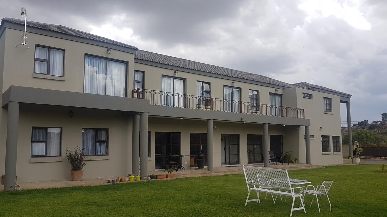 The Anne Guest House Maseru Esterno foto
